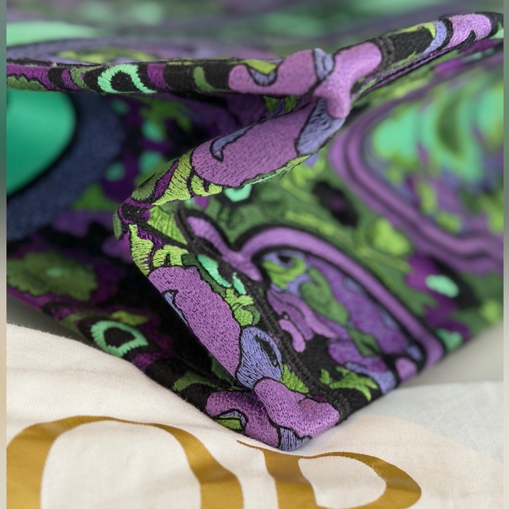 CHRISTIAN DIOR Canvas Embroidered Large Indian Purple Book Tote ~ EUC w/DB & COA - Picture 6 of 16